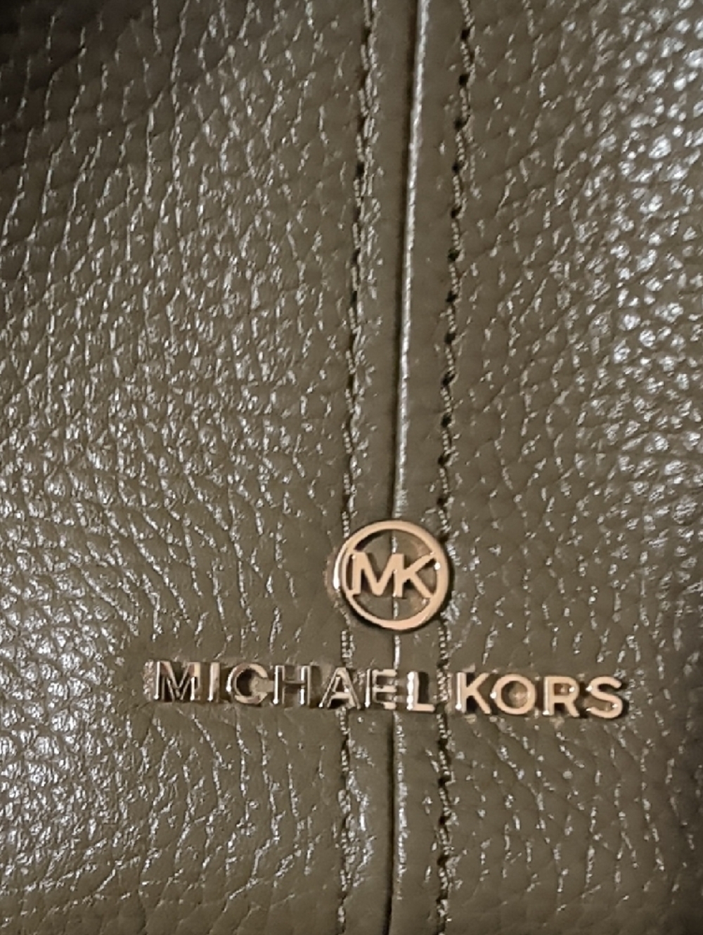 NWOT Michael Kors Olive Pebbled Leather Hobo Bag with Gold Hardware - Picture 2 of 5
